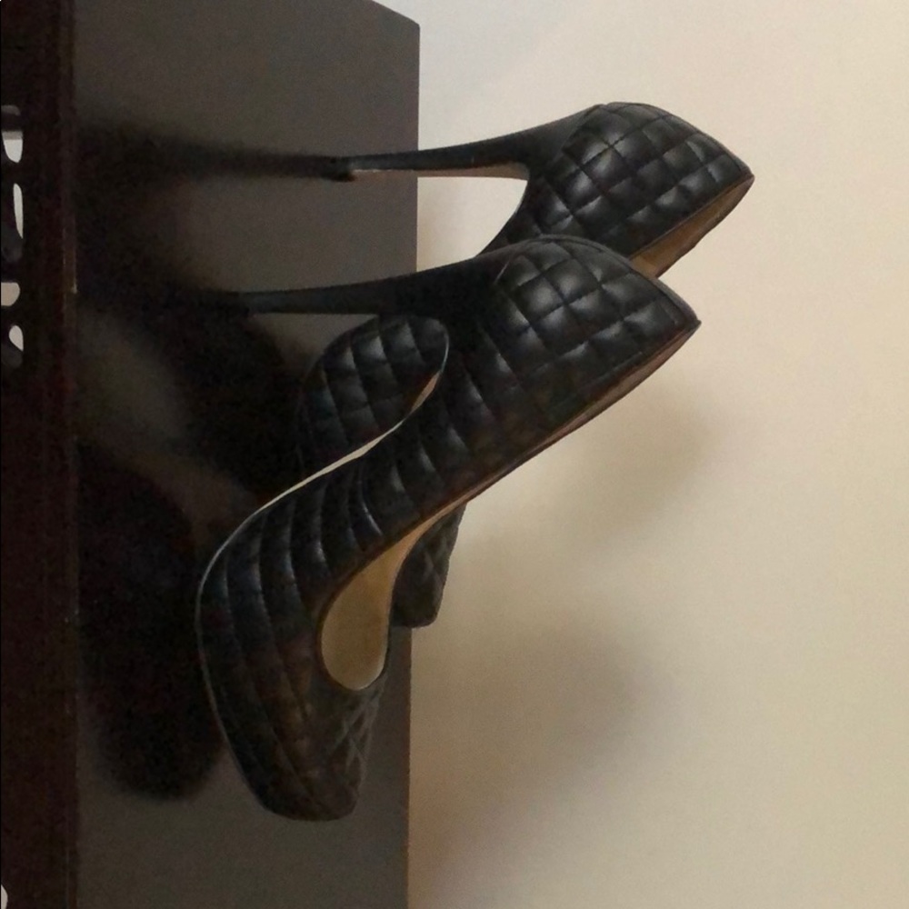 Black BCBGeneration pumps